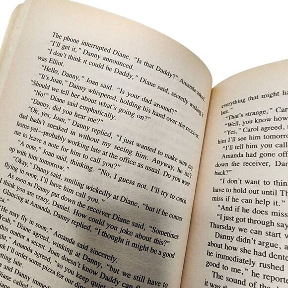 Vintage Children's Books, 90s Bill Cosby "Ghost Dad" Paperback Story Book - Picture 3 of 5